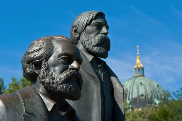 Marx Engels Alexanderplatz Berlin — Stock Fotó