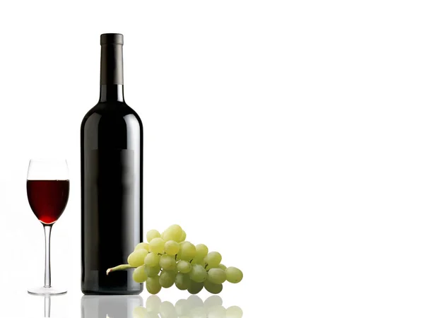 赤ワイン グラス ブドウのボトル — ストック写真