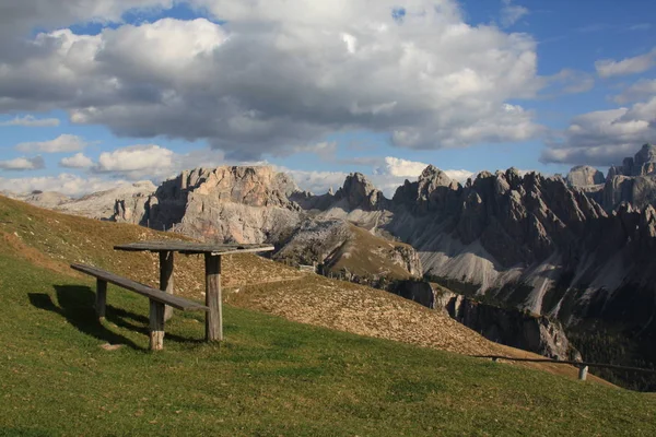 Malowniczy Widok Majestatyczny Krajobraz Dolomitów Włochy — Zdjęcie stockowe