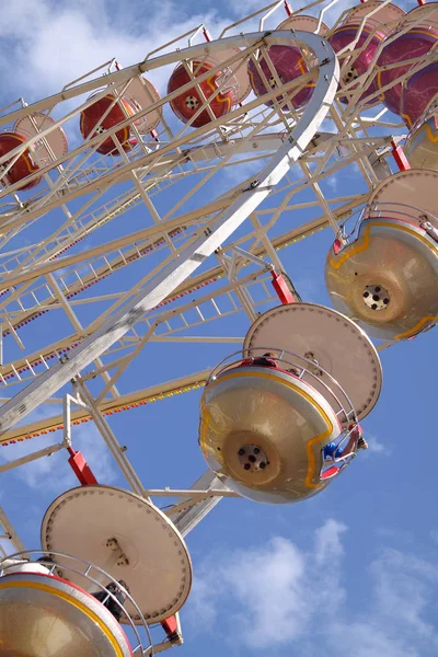 Carrusel Rueda Del Ferris Parque Atracciones —  Fotos de Stock