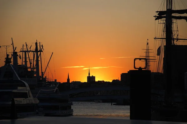 Schöner Blick Auf Den Sonnenuntergang — Stockfoto