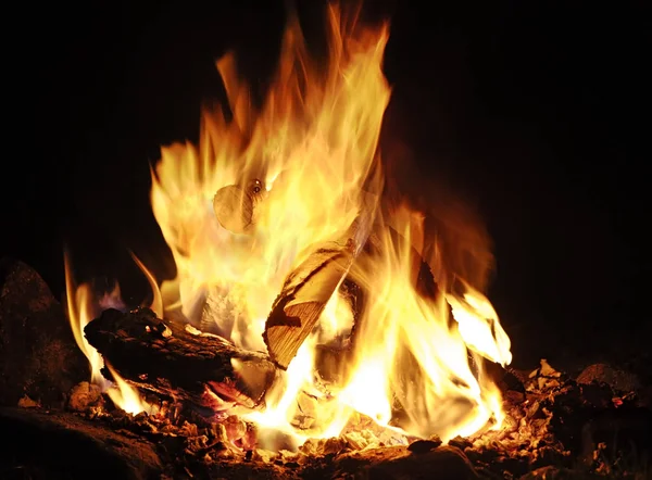 Lagerfeuer Lodernde Flamme — Stockfoto