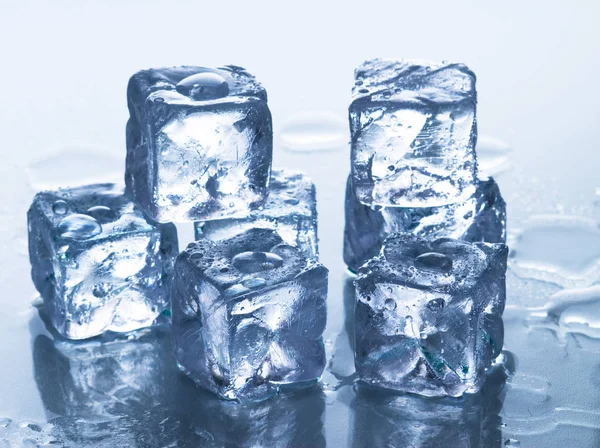 Průhledné Studené Kostky Ledu — Stock fotografie