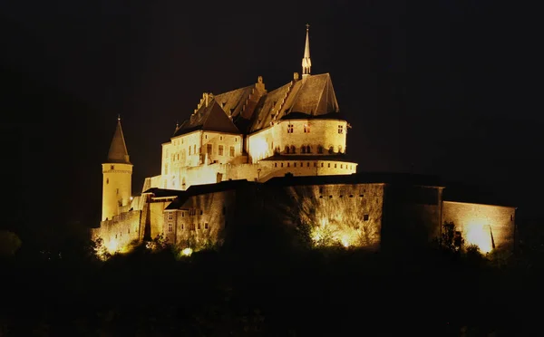 Nachtansicht Vianden Burg — Stockfoto