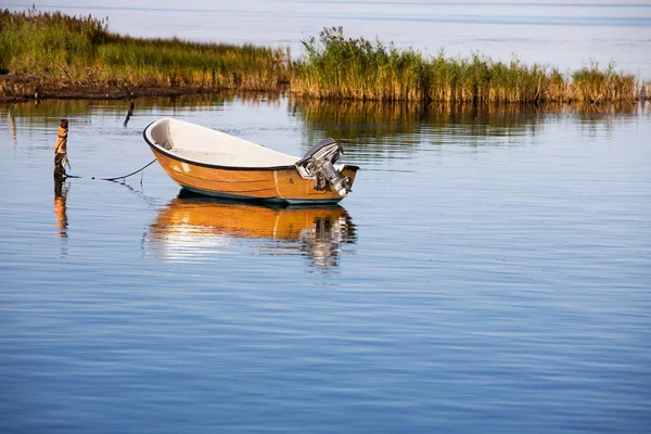 Rowing Boat Motor — Stock Photo, Image