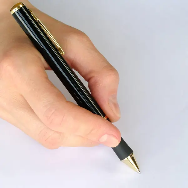 Ręka Długopisem Stronie Umowy — Zdjęcie stockowe