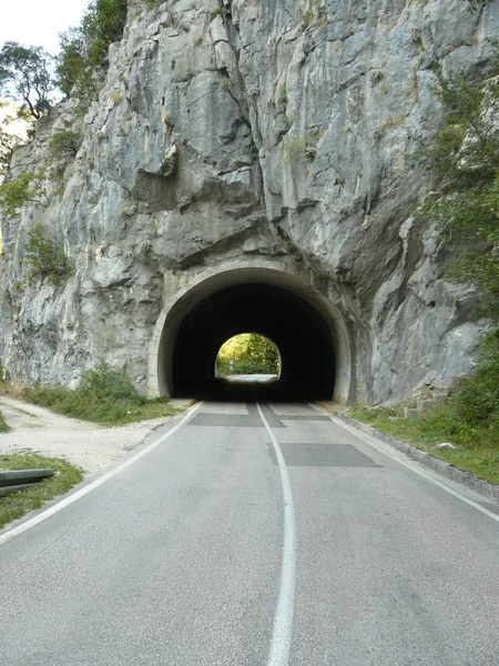 Luce Alla Fine Del Tunnel — Foto Stock