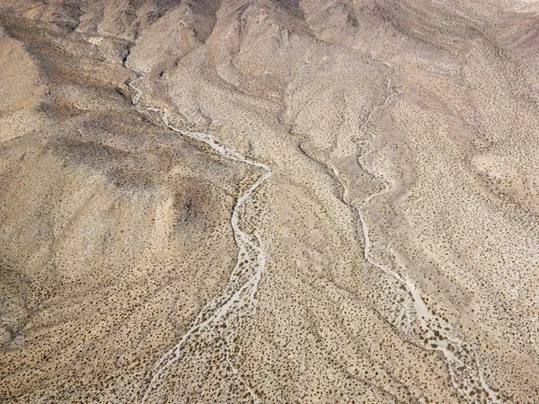 Vista Aérea Del Tórrido Desierto California Con Formaciones Rocosas — Foto de Stock