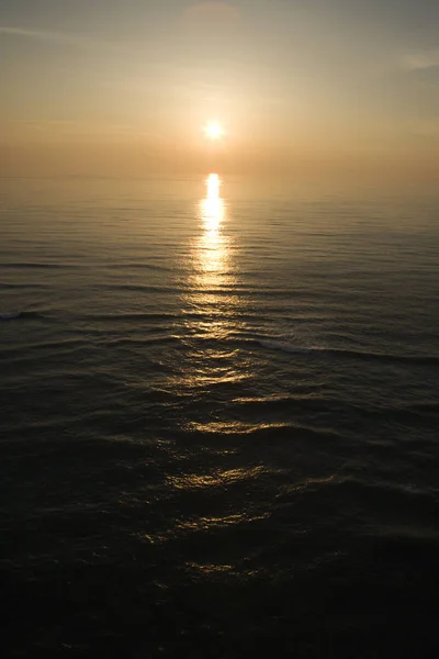 Atlantik Okyanusu Üzerinden Günbatımı — Stok fotoğraf