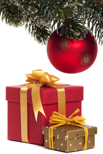Bola Árvore Natal Vermelho Presentes Natal — Fotografia de Stock