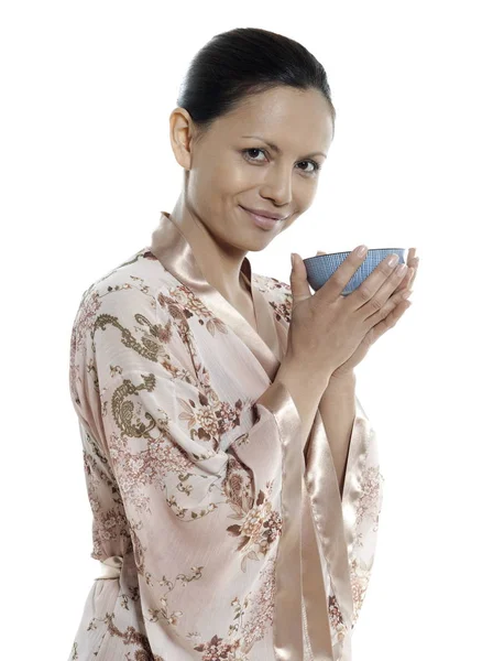 Picia Gorących Napojów Herbaty Kobieta Azji Białym Tle — Zdjęcie stockowe