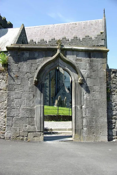 Entrada Iglesia Kilkenny Irlanda — Foto de Stock