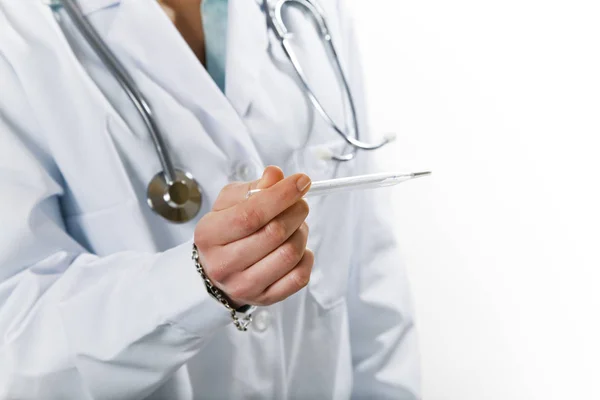 Hälso Och Sjukvård Och Medicin Ung Läkare Som Tar Feber — Stockfoto