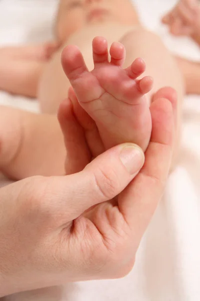 Μικρά Πόδια Του Μωρού — Φωτογραφία Αρχείου