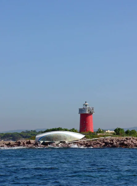 Leuchtturm Mit Wrack Alghero — Stockfoto