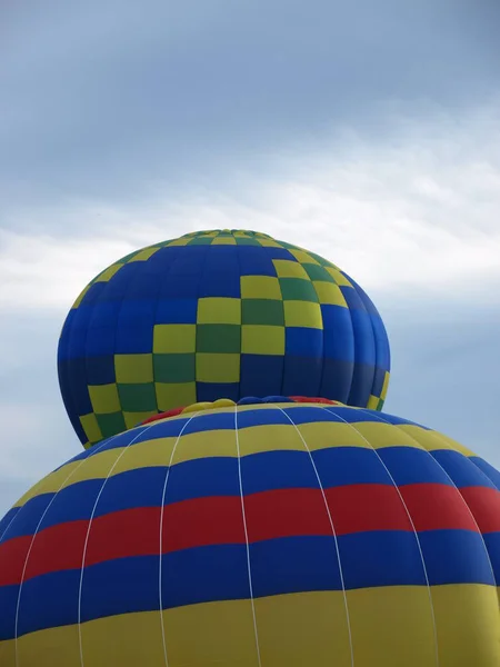 気球が２機離陸 — ストック写真