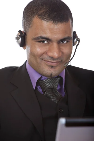 Jonge Mannelijke Call Center Agent Met Headset — Stockfoto