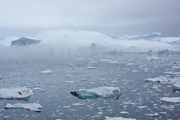 Laguna Geleira Iceberg Congelado Branco Mudança Climática — Fotografia de Stock