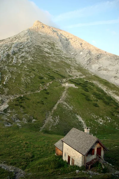 Vista Panoramica Maestosi Paesaggi Alpini — Foto Stock