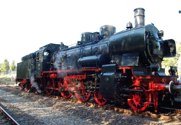 Velha Locomotiva Vapor Campo — Fotografia de Stock