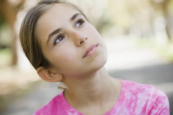 Retrato Niña Tween Sonriente — Foto de Stock