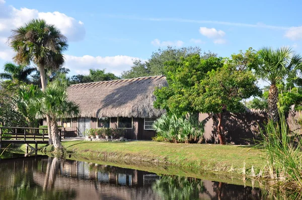 Sebuah Rumah Seminole Everglades Florida — Stok Foto