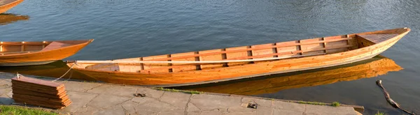 Boot Het Meer — Stockfoto