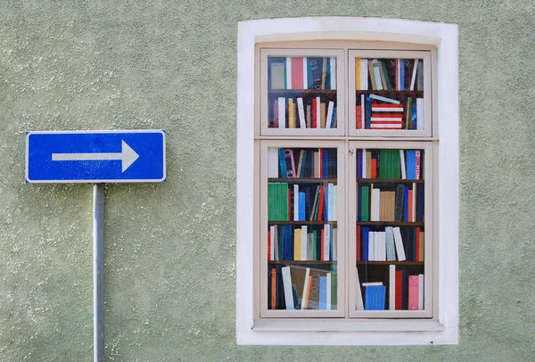 Bücher Wissen Und Literatur Aus Der Bibliothek — Stockfoto