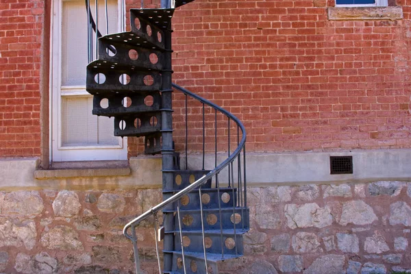 Spiral Σκάλα Κατασκευής Αναρρίχηση Σκάλες — Φωτογραφία Αρχείου