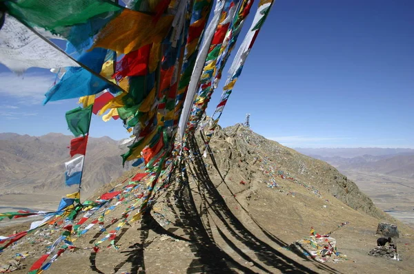 Ima Zászlók Himalájában — Stock Fotó