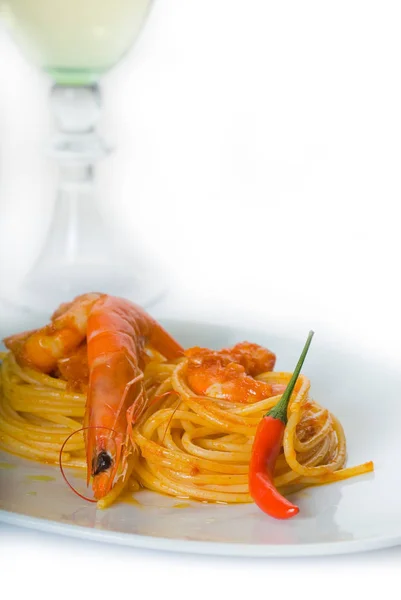 Pasta Spicy Shrimps — Stock Photo, Image