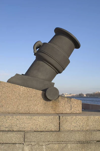 Cannone All Arsenal Embankment San Pietroburgo Russia — Foto Stock