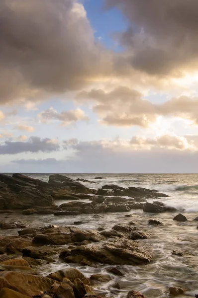 Paisaje Costa Rocosa Hermosa Nube — Foto de Stock