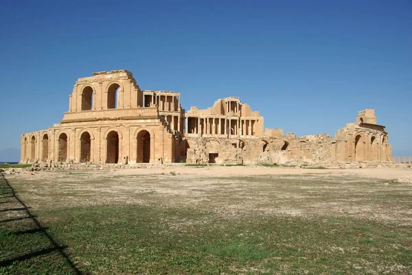 利比亚Sabratha的罗马剧院 — 图库照片