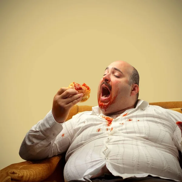 Overweight Man Eating Sandwich — Stock Photo, Image