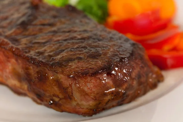 Carne Asada Con Pimienta Zanahoria Sentada —  Fotos de Stock