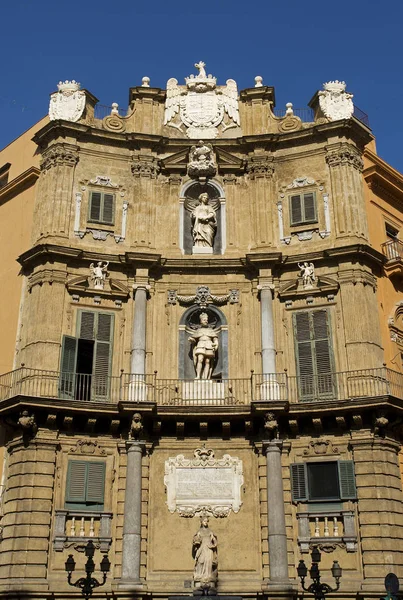 Piazza Stagioni Palermo — Stock Photo, Image
