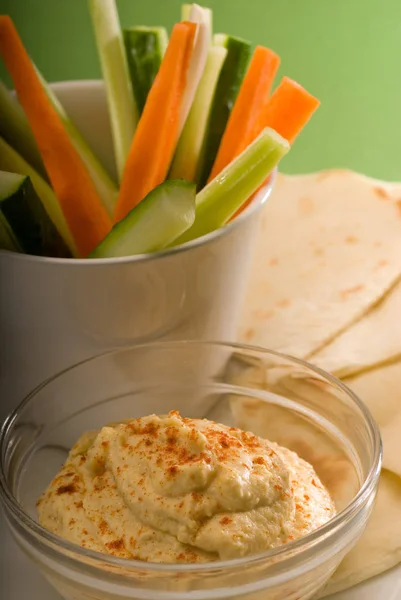 Hummus Dip Chlebem Pita Warzywami — Zdjęcie stockowe