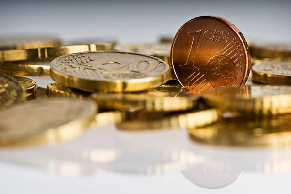 Metallmünzen Geldersparnis — Stockfoto