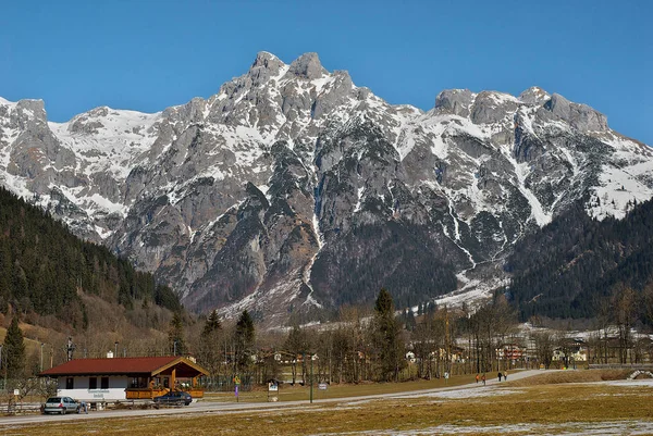 Vista Panorámica Del Hermoso Paisaje Los Alpes —  Fotos de Stock