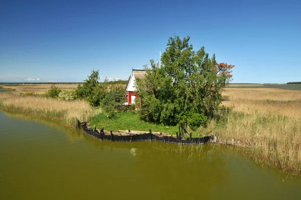 Landelijk Landschap Met Boot Vijver — Stockfoto