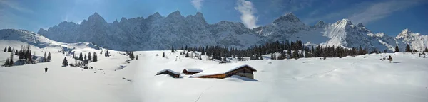 Alperna Det Högsta Och Mest Omfattande Bergskedjesystemet Som Ligger Helt — Stockfoto