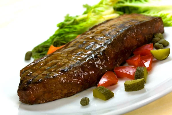 Rumpsteak Roast Beef Green Salad — kuvapankkivalokuva