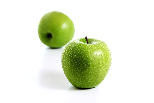 Deux Pommes Vertes Fraîches — Photo