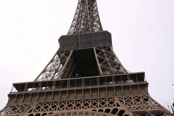 Eiffel Torony Párizsban — Stock Fotó