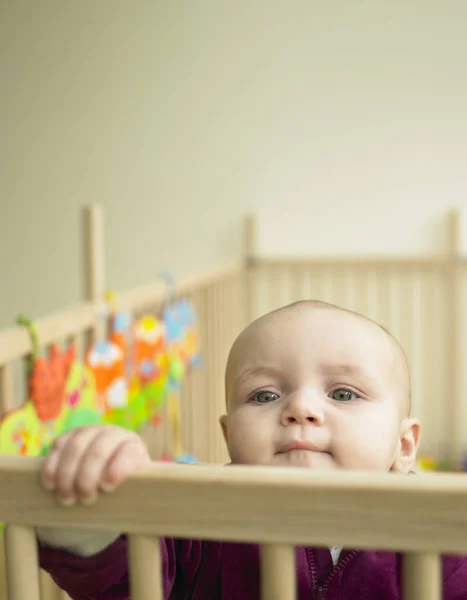 Child Looking Top Playpen Vertically Framed Shot — Stock Photo, Image