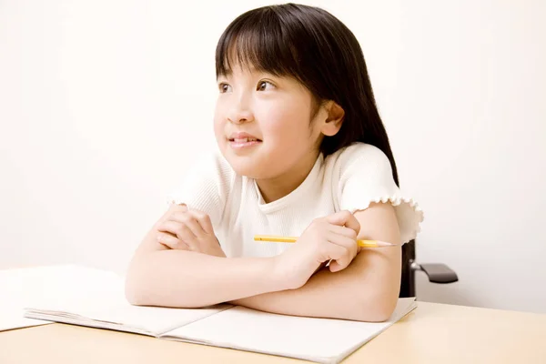 Zblízka Japonské Dívky Studuje — Stock fotografie