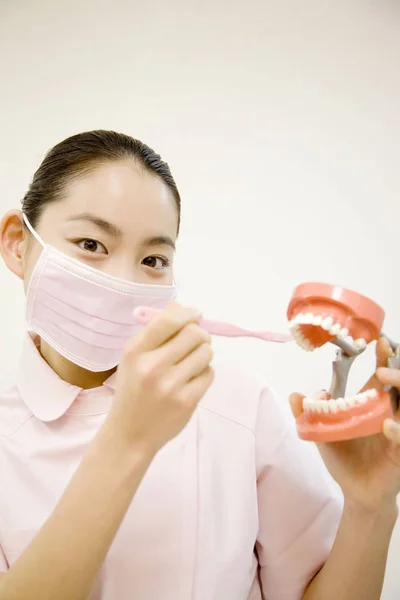 Mulher Higienista Dentária Dentista — Fotografia de Stock