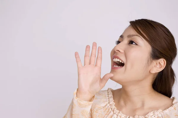 Japon Genç Kadın Bağırıyor — Stok fotoğraf