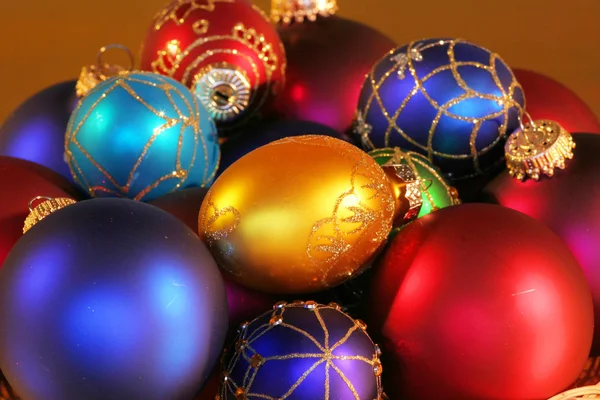 Duży Asortyment Pięknych Kolorowe Ozdoby Świąteczne — Zdjęcie stockowe